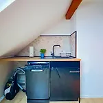 Modernes 2-schlafzimmer Mit Arbeitsplatz Apartament *