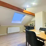 Apartament Modernes 2-schlafzimmer Mit Arbeitsplatz *