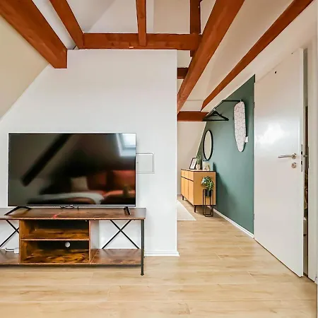 Modernes 2-schlafzimmer Mit Arbeitsplatz Appartement Remscheid
