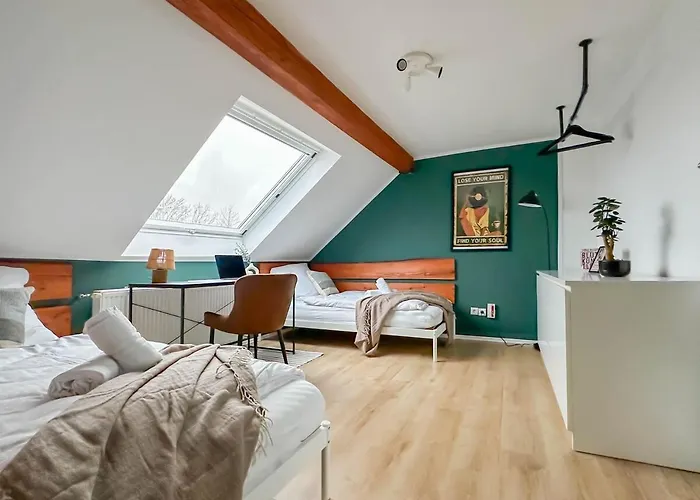 Appartement Modernes 2-schlafzimmer Mit Arbeitsplatz Remscheid