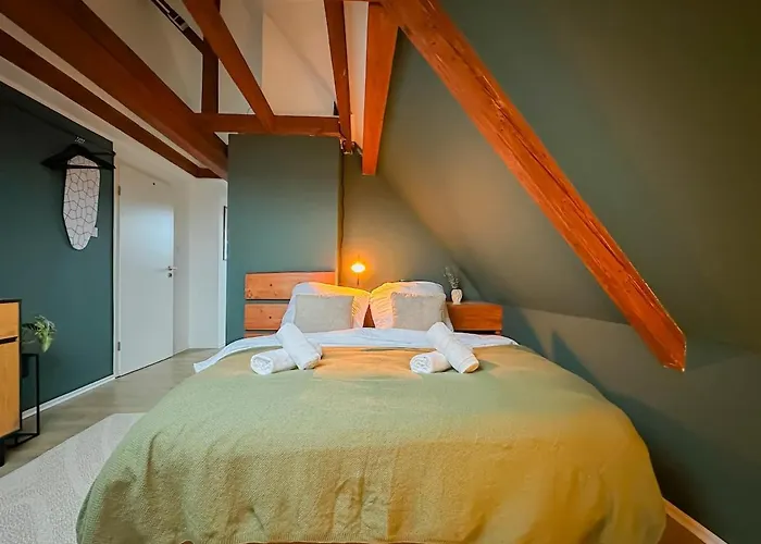 Appartement Modernes 2-schlafzimmer Mit Arbeitsplatz *