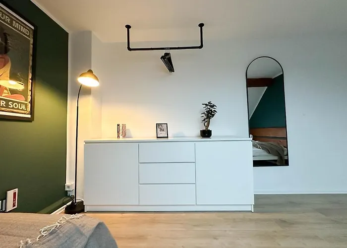 Appartement Modernes 2-schlafzimmer Mit Arbeitsplatz Remscheid