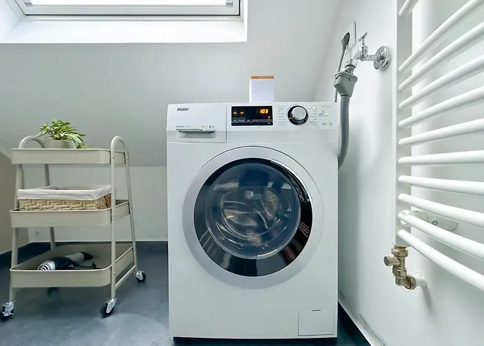 Modernes 2-schlafzimmer Mit Arbeitsplatz Remscheid