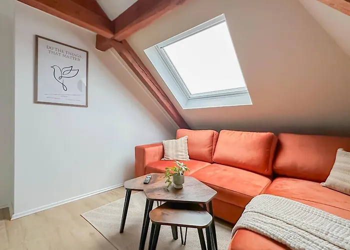 Modernes 2-schlafzimmer Mit Arbeitsplatz Appartement *