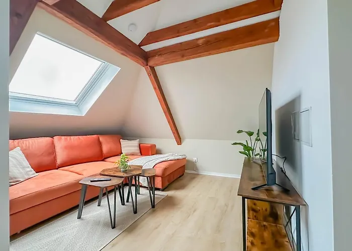 Modernes 2-schlafzimmer Mit Arbeitsplatz * Remscheid