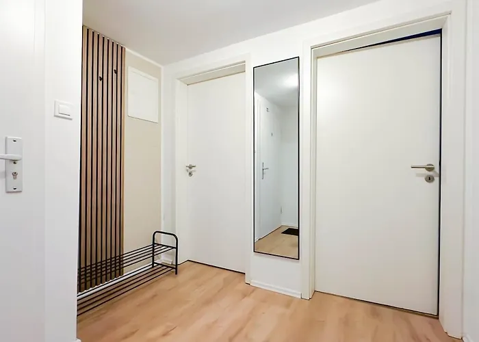 Modernes 2-schlafzimmer Mit Arbeitsplatz Appartement Remscheid