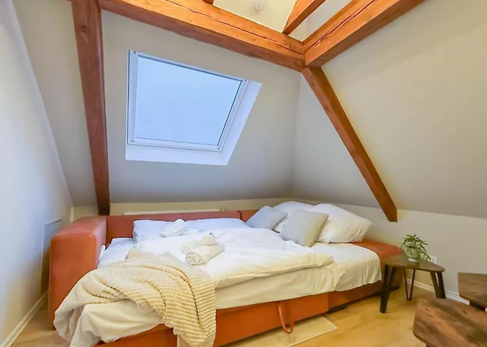 Modernes 2-schlafzimmer Mit Arbeitsplatz * Remscheid